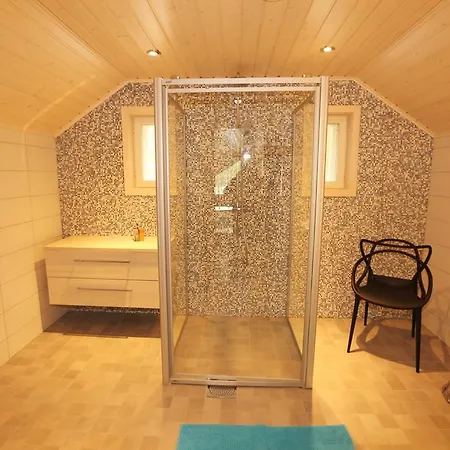 Tukkilahti Lakeside 5 Bedroom With Sauna * Savonranta
