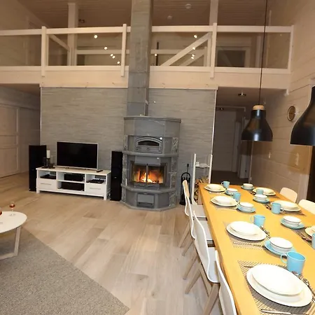 Tukkilahti Lakeside 5 Bedroom With Sauna فيلة
