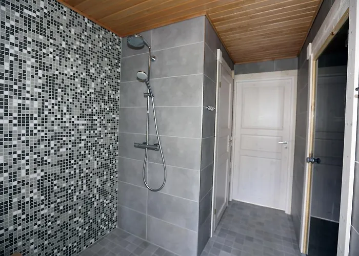 Tukkilahti 4 ヴィラ